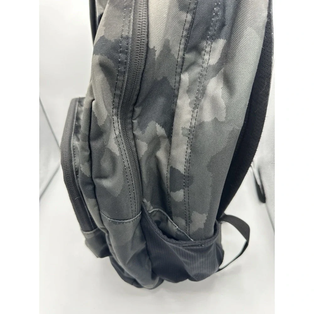 Columbia Unisex Backpack – Cypress Camo Green / Black – O/S